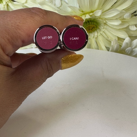 Doll10 lip crayon 2 colors 1 of each new never used! - Picture 5 of 6